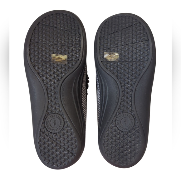 NWT Revitalign Trillium Herringbone Slippers 9.5B Black "Cush Slip-On Slipper" - Picture 14 of 16